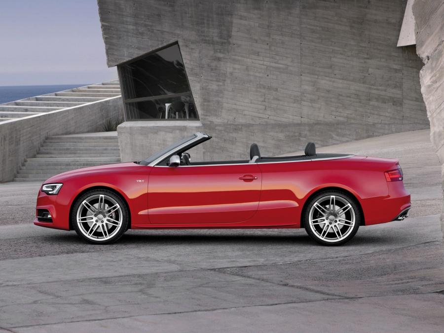  Audi S5 Cabriolet 2011 года  (фото 17 из 23)